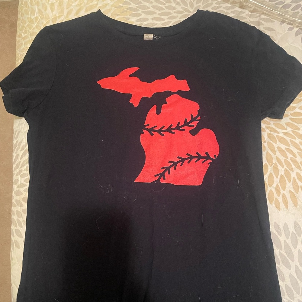T-shirt… navy blue with shape of Michigan (baseball theme)